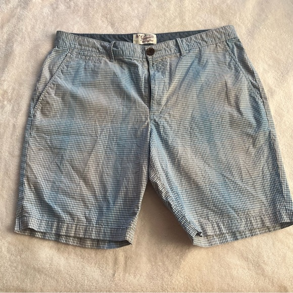 The Original Penguin Men’s blue and gray patterned Plaid shorts‎ 36 - Picture 1 of 8